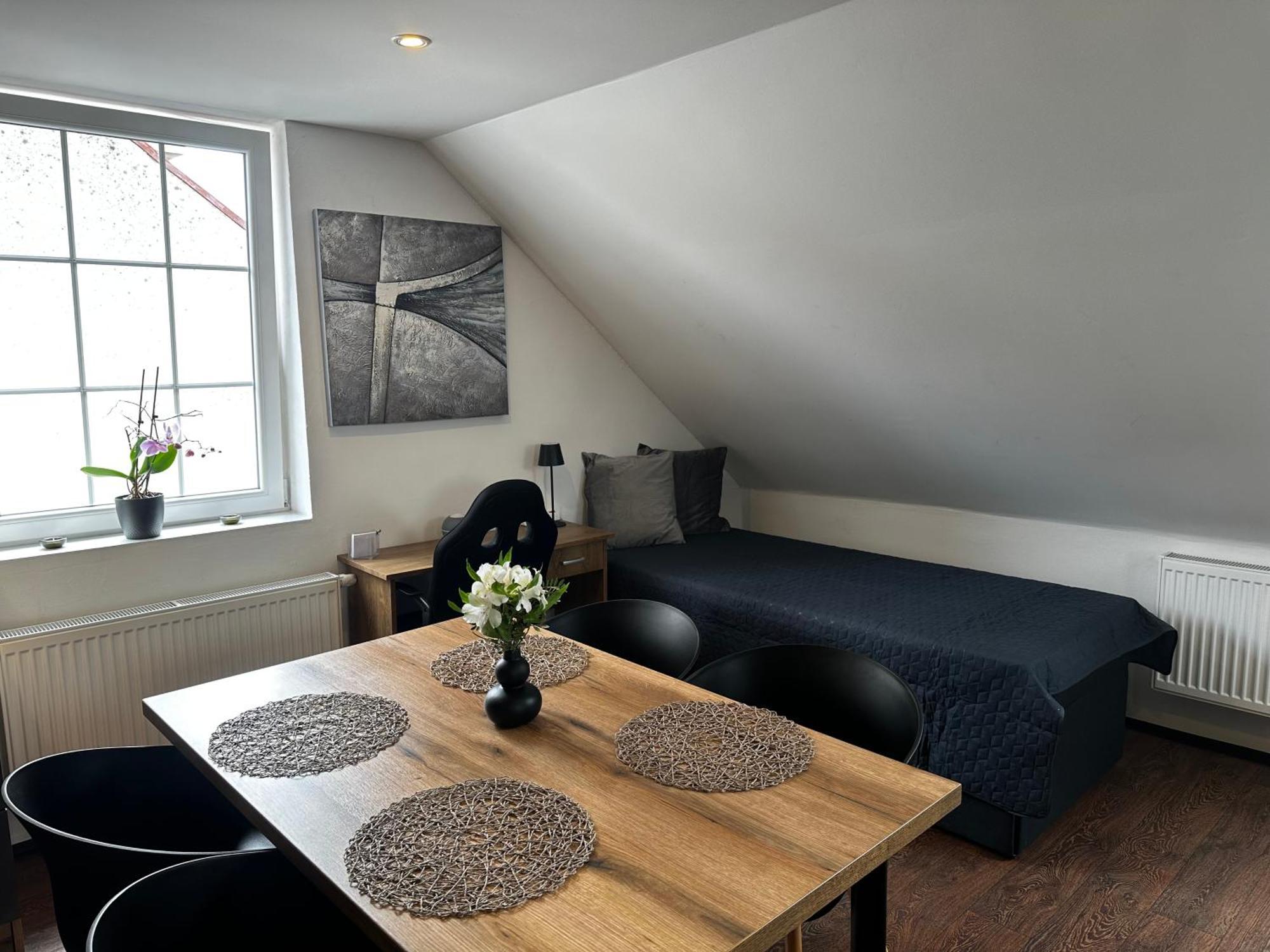 Sg Apartmanovy Dum Горжице Экстерьер фото