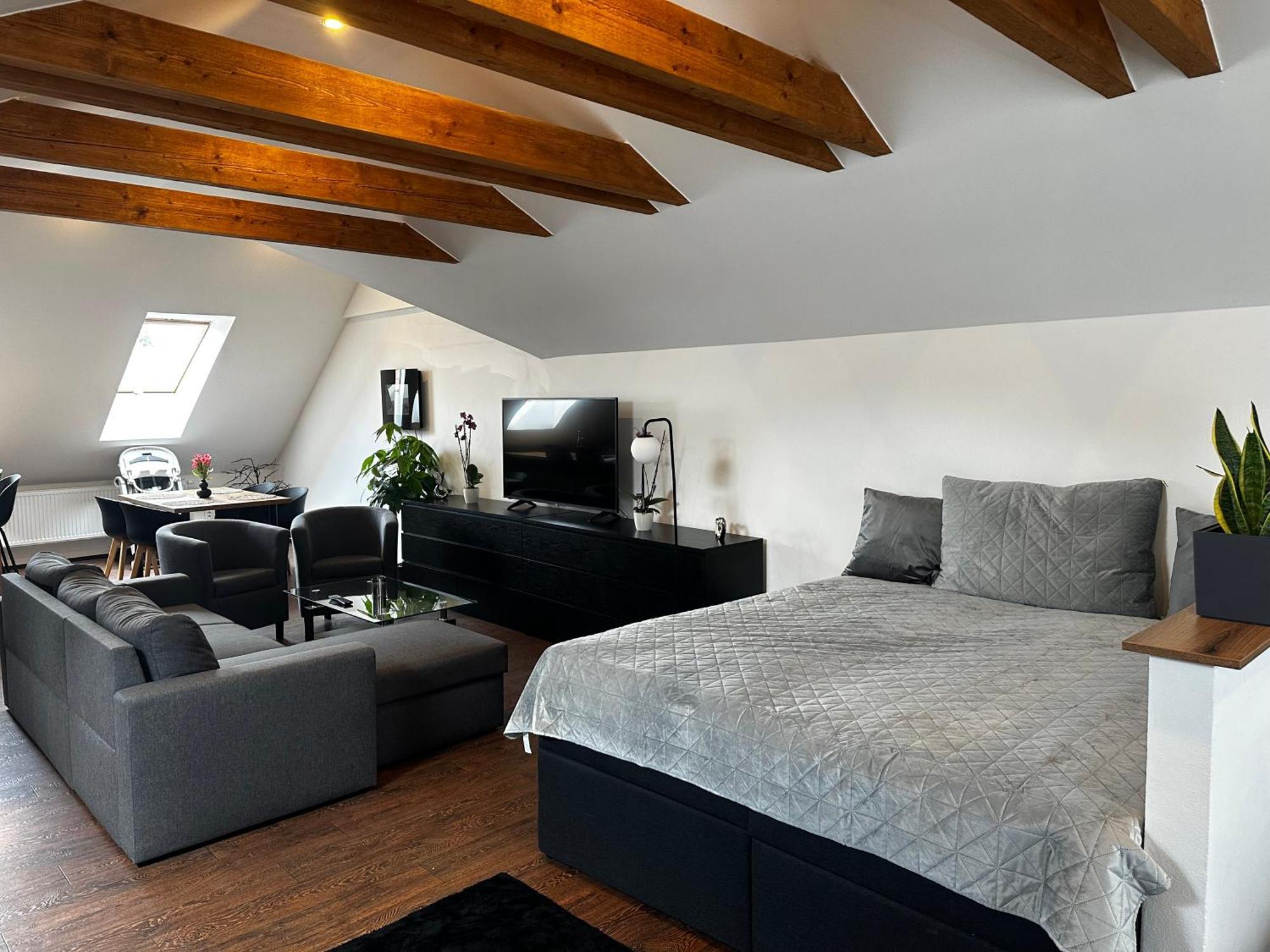 Sg Apartmanovy Dum Горжице Экстерьер фото